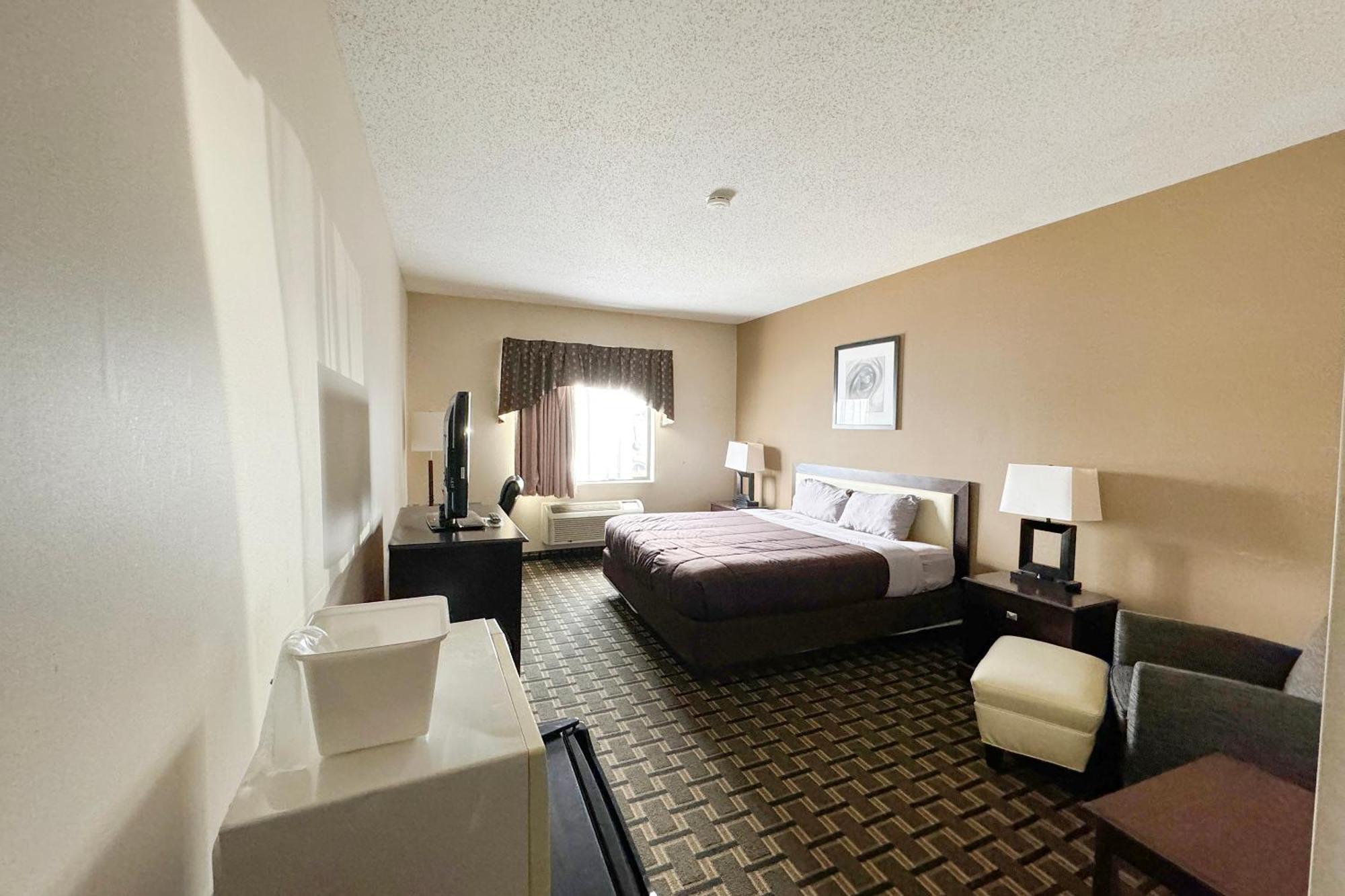 Fairbridge & Batavia-darien Amusement Park Hotel