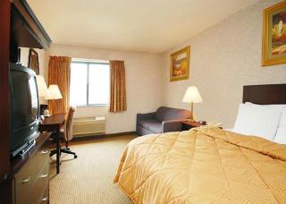 Hotel Fairbridge & Batavia-darien Amusement Park 3*